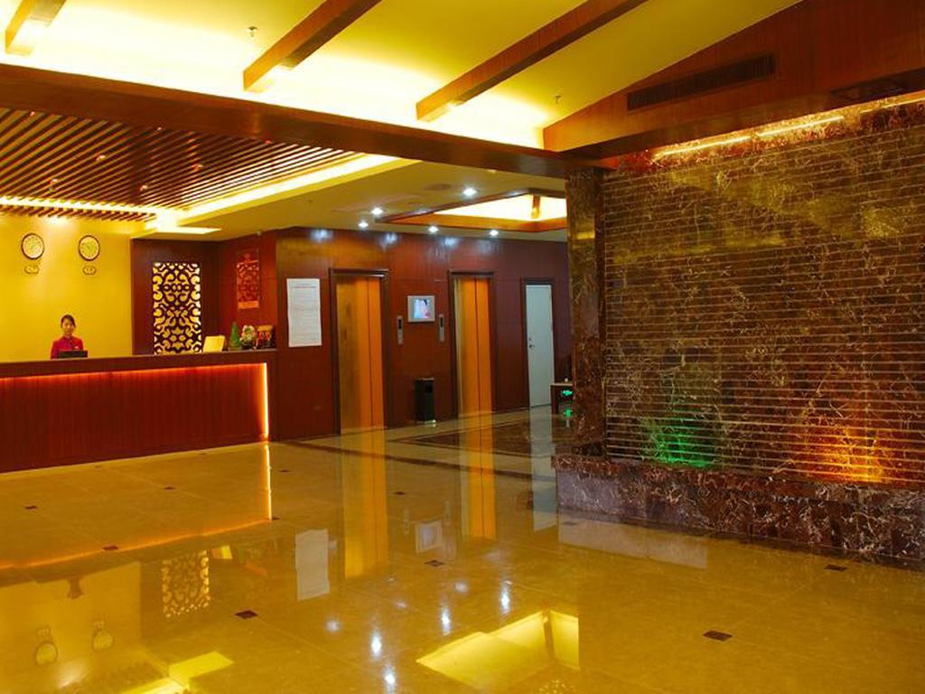 Vienna Hotel Guangzhou Shaheding Metro Station Exterior photo